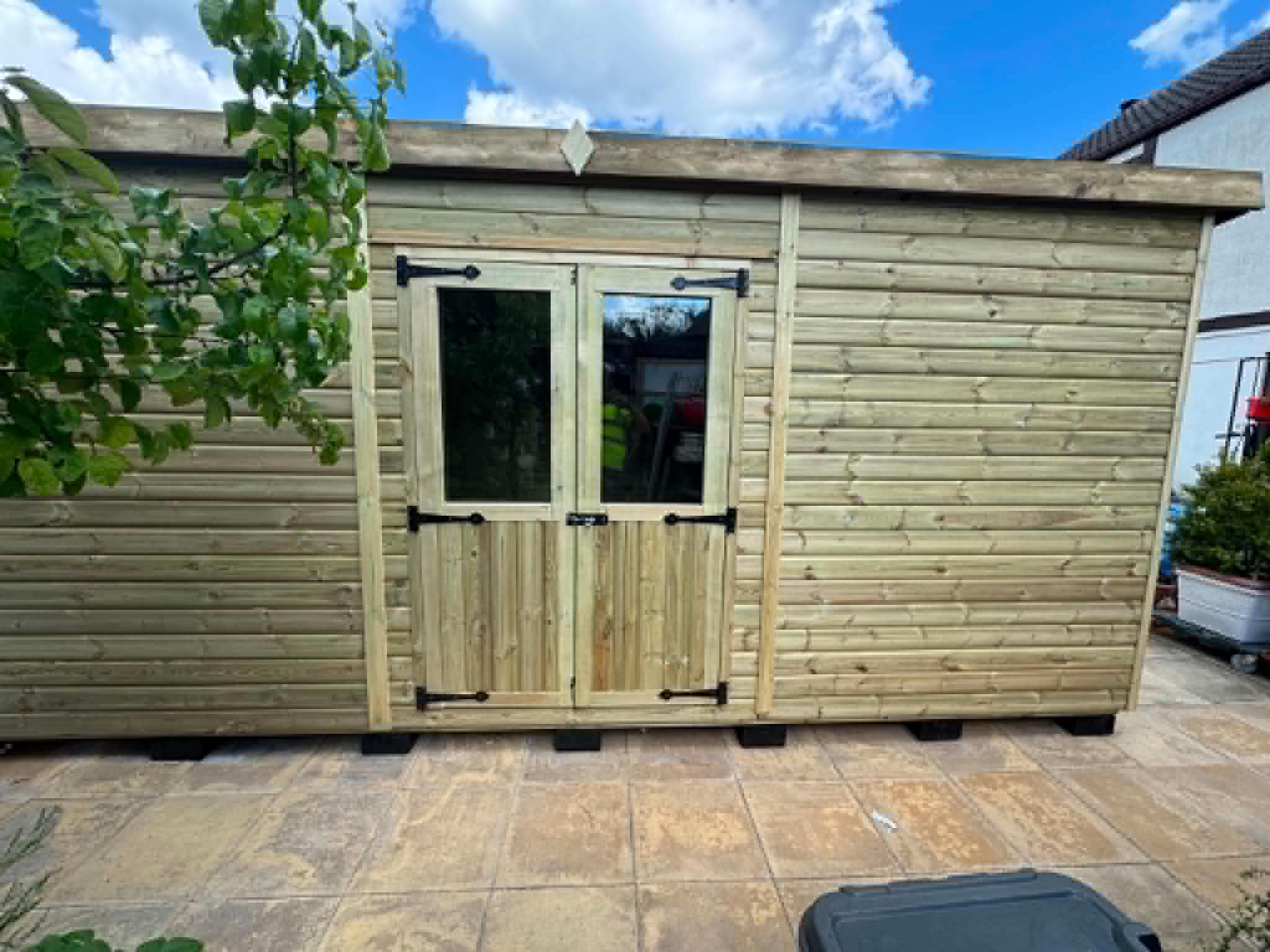 Quality summer house